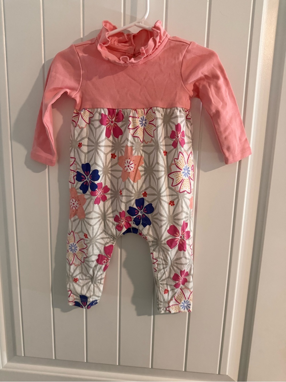Tea Collection Floral Ruffle Neck Romper | 6–9 Months